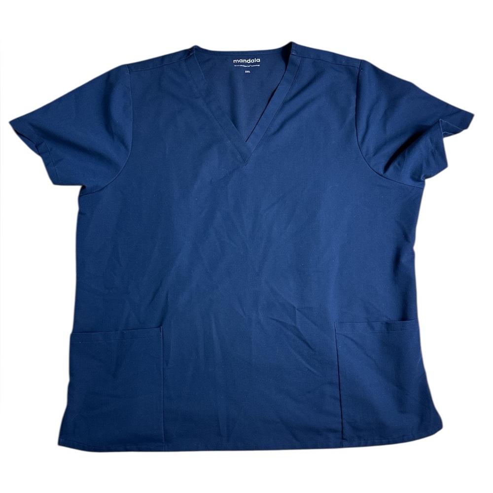 mandala v-neck scrub top 2 pocket